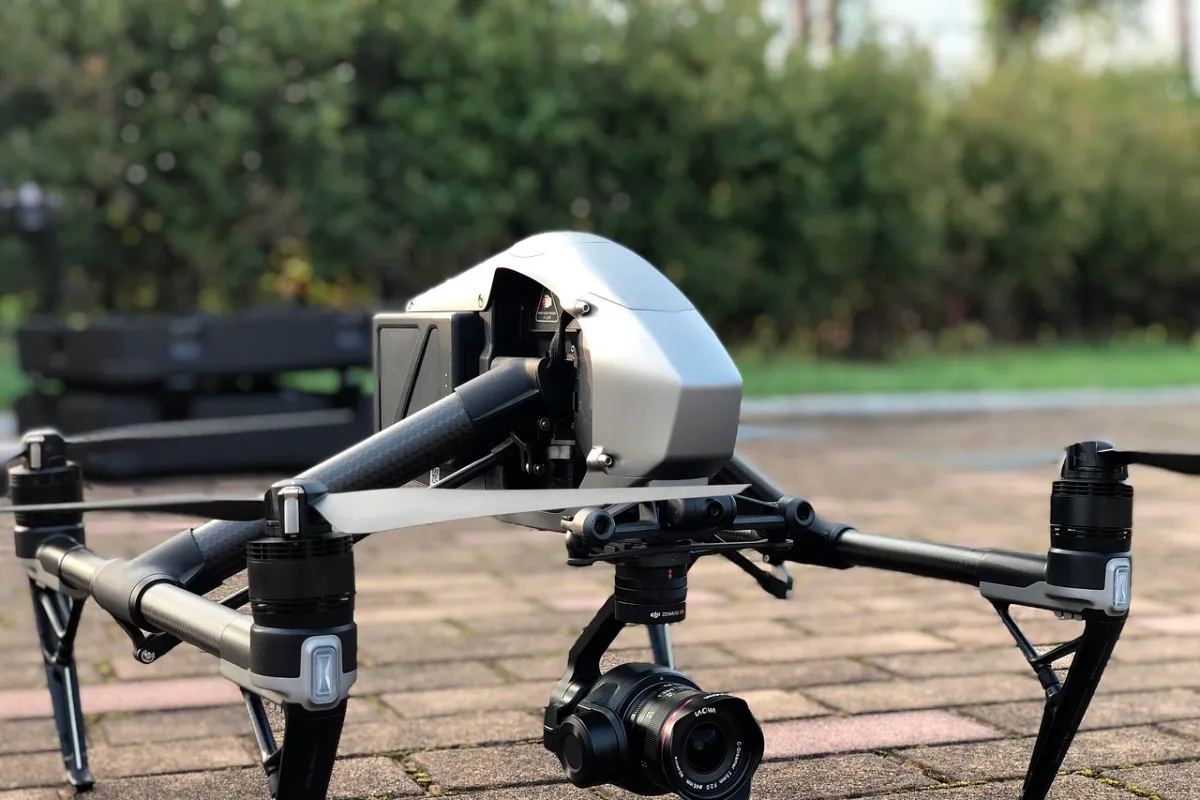 Producción audiovisual premium: El impacto de las tomas aéreas cinematográficas en 4K